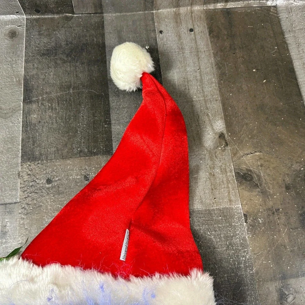 Despicable Me Evil Minion Mayhem Universal Purple Park Santa Hat Christmas‎ 2015